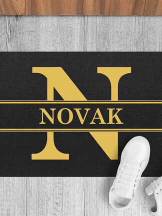 Personaliziran predpražnik  s tvojim priimkom