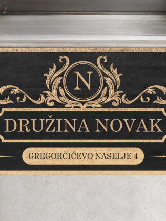 Personaliziran predpražnik s tvojim priimkom